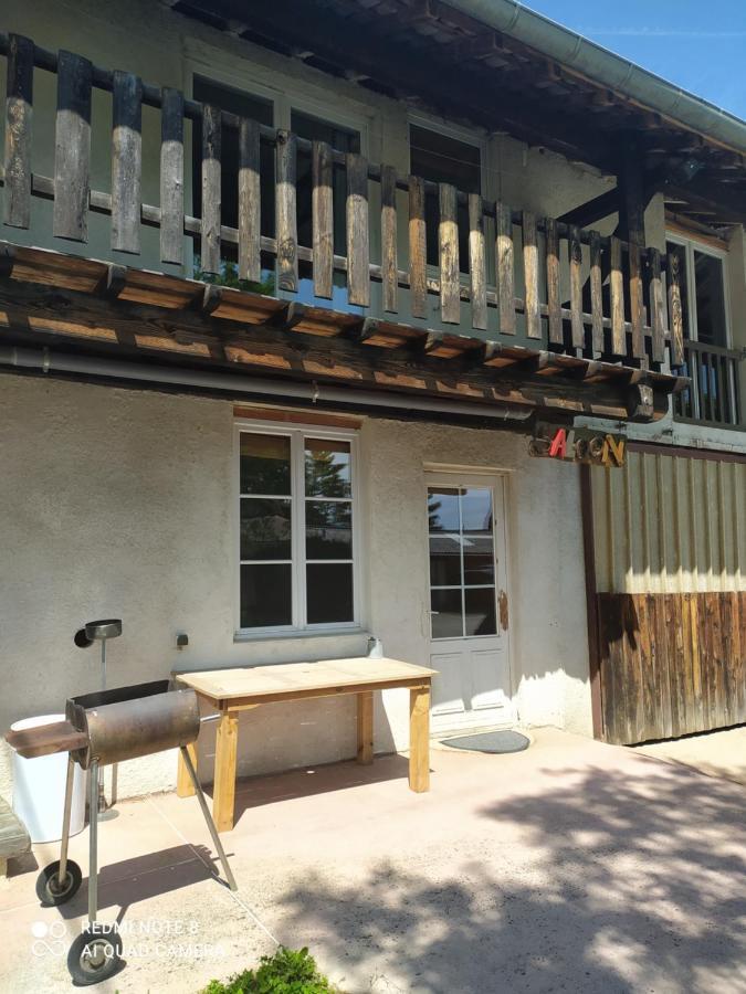 Le Saloon Chazey-sur-Ain Exterior foto