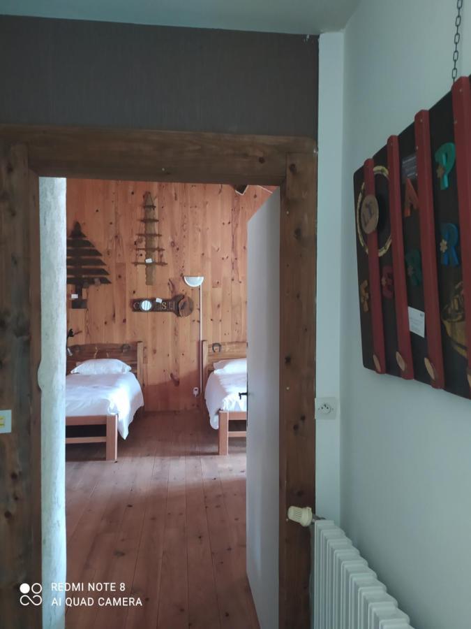 Le Saloon Chazey-sur-Ain Exterior foto